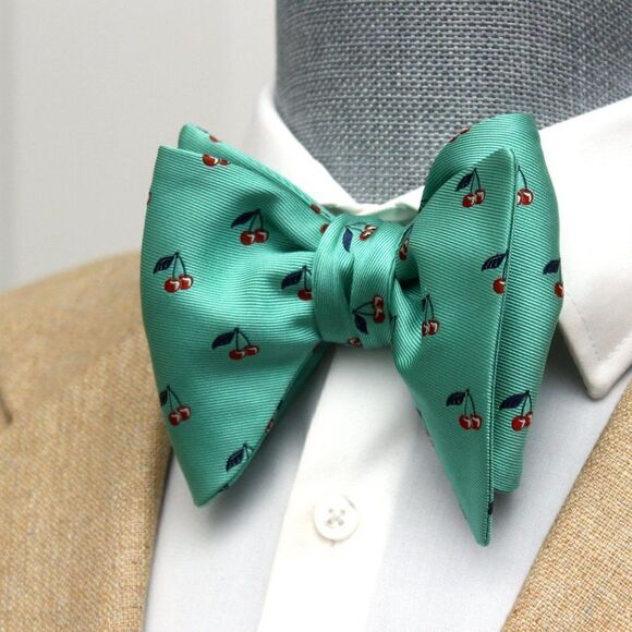 Green Silk Big Butterfly Bow Tie S533 - Picture 1 of 16
